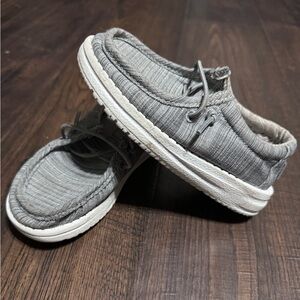 Wally toddler Hey dude